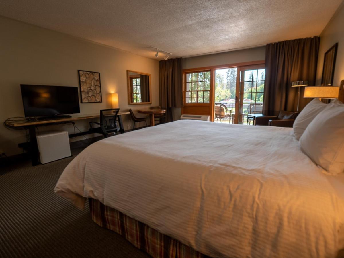 The Lodge At Riverside Grants Pass Exterior photo