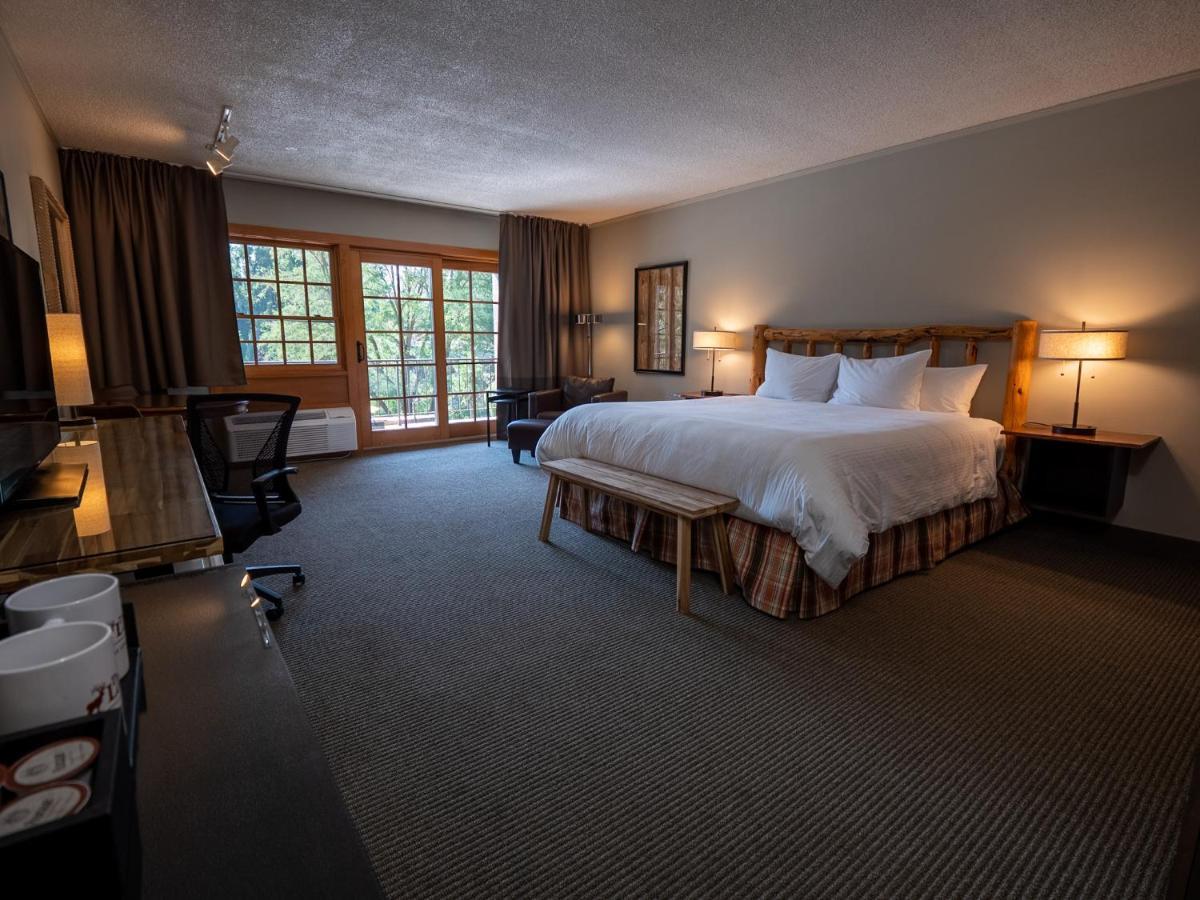 The Lodge At Riverside Grants Pass Exterior photo