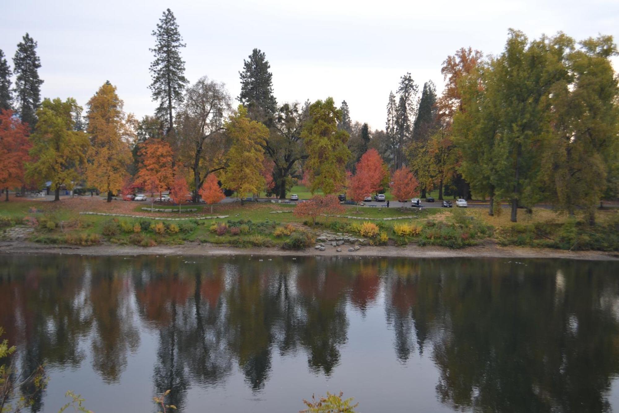 The Lodge At Riverside Grants Pass Exterior photo