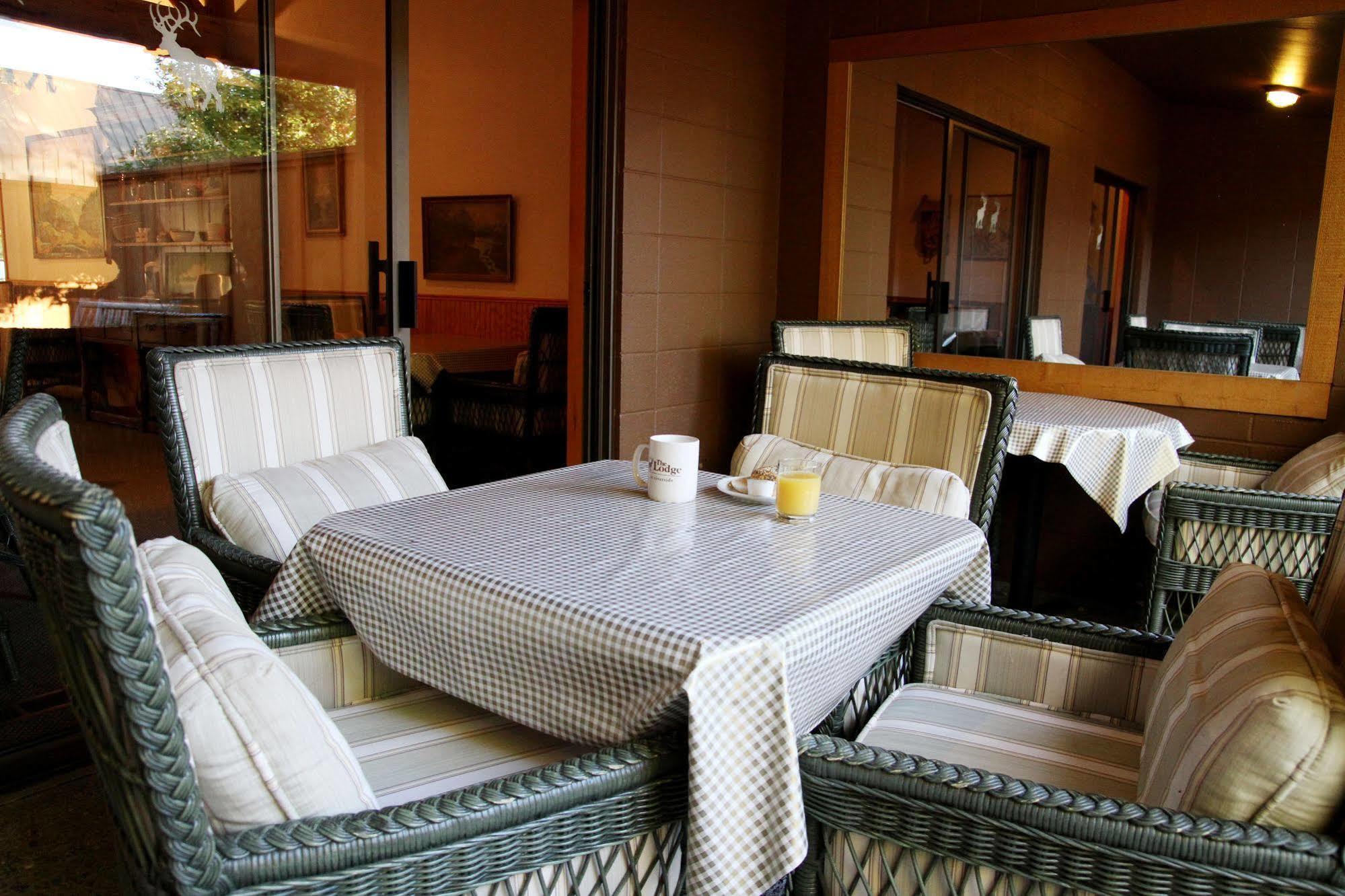 The Lodge At Riverside Grants Pass Exterior photo